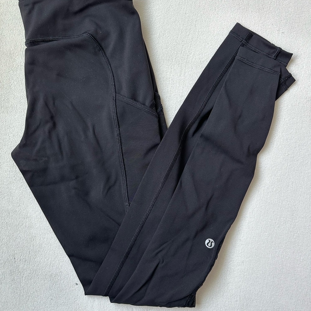 Women’s Black lululemon leggings